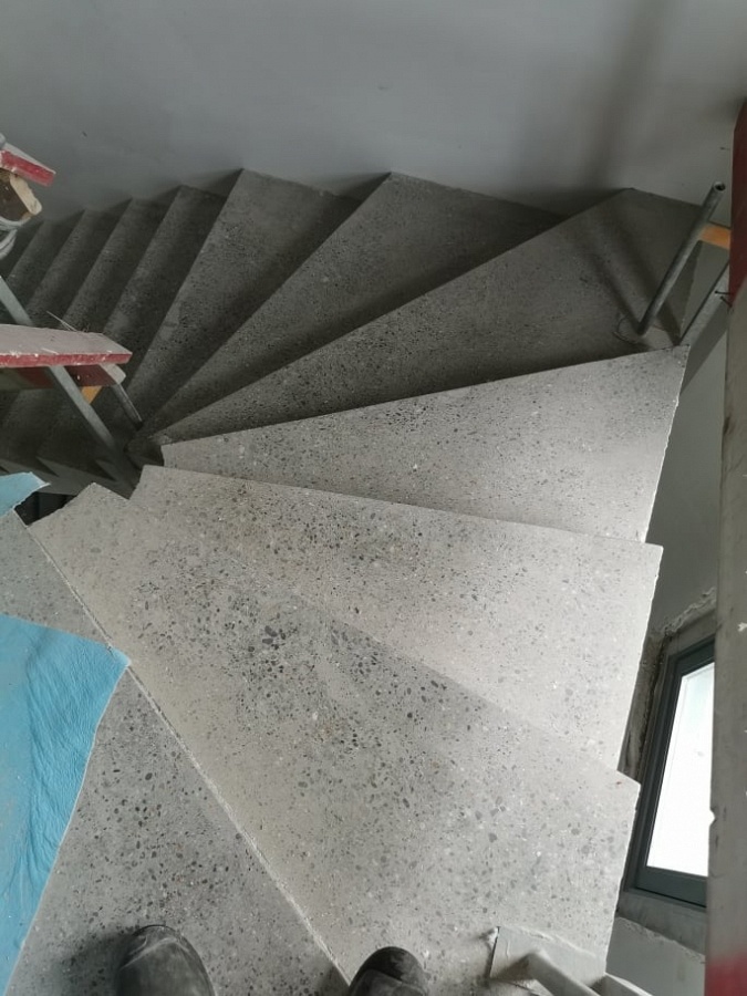 Geschuurde betontrappen Rechte trappen 1